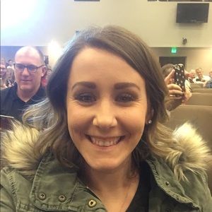 Meet your Posher, Brianna